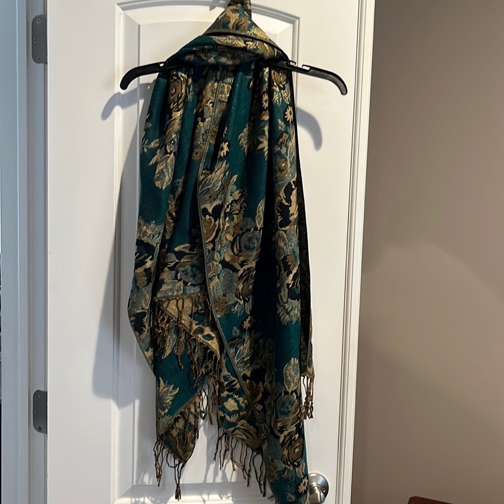 Susan Graver Scarf